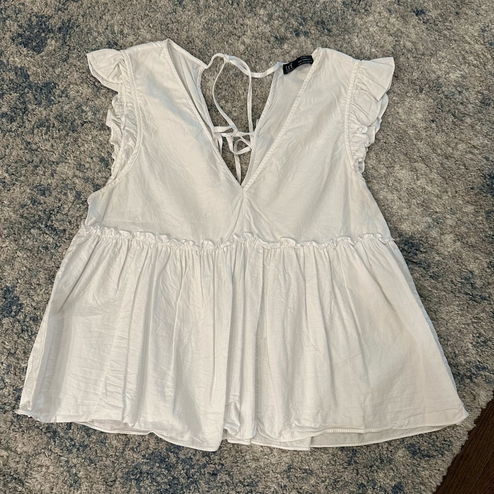 Zara White V Neck Ruffle Sleeve Top